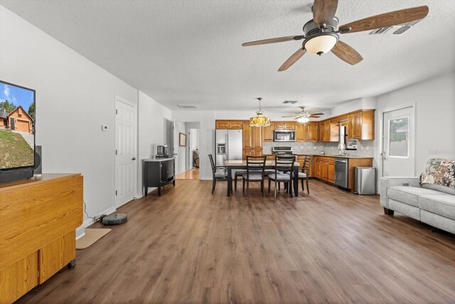 4289 Castle Ave, Spring Hill, FL 34609 - photo 32