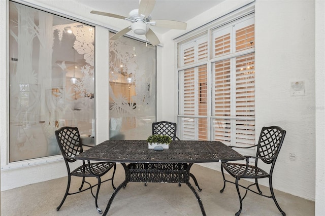 1471 N Jasmine Ave, Tarpon Springs, FL 34689 - dining space featuring a ceiling fan