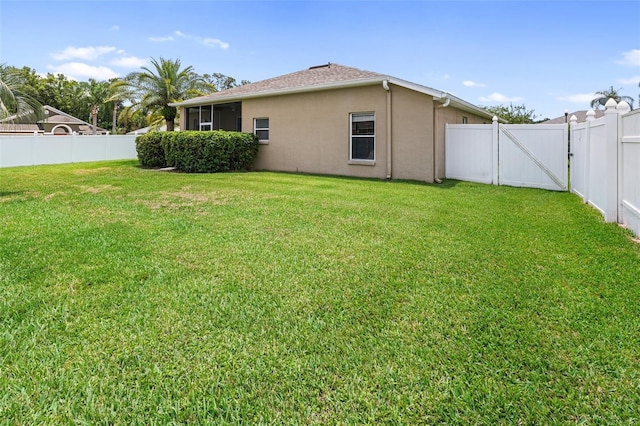 22316 Red Jacket Ln, Land O Lakes, FL 34639 - view of yard featuring a gate