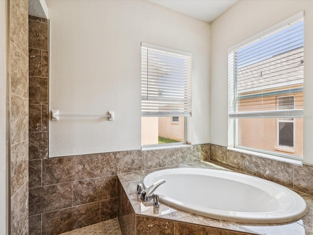 4266 High Ridge Ave, Spring Hill, FL 34609 - full bathroom with a bath