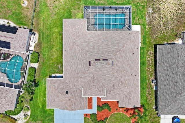 10250 Locker Dr, Spring Hill, FL 34608 - bird's eye view of a pool area