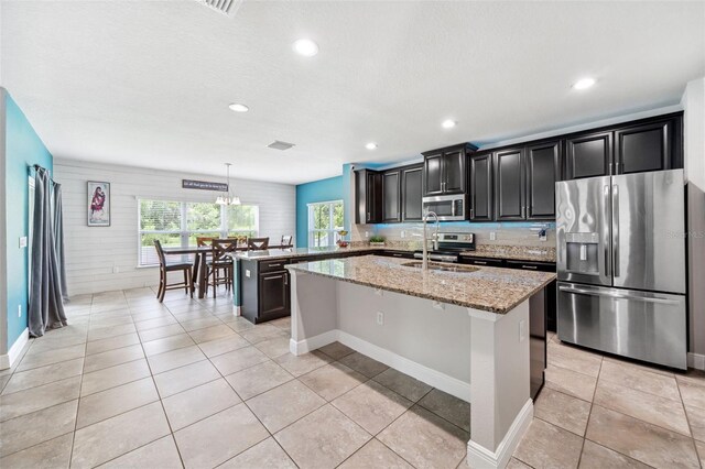 18566 Hunters Meadow Walk, Land O Lakes, FL 34638 - photo 3