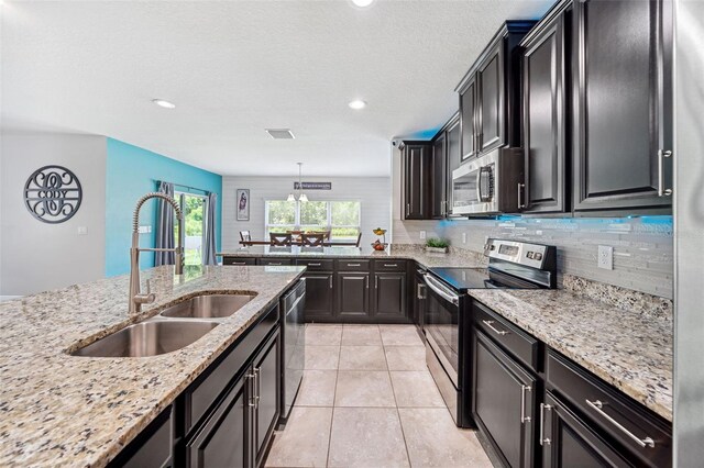 18566 Hunters Meadow Walk, Land O Lakes, FL 34638 - photo 5
