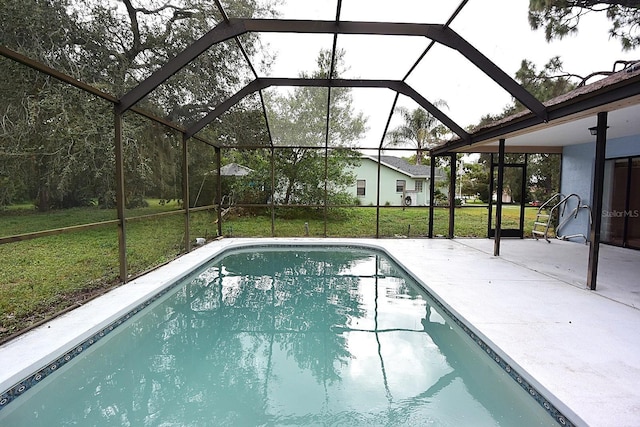 11364 Orangewood Ct, Spring Hill, FL 34609 - outdoor pool with a patio, a lawn, and a lanai