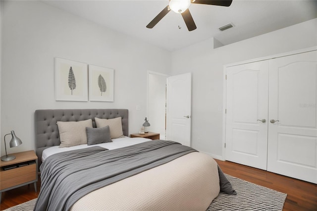 8518 Quail Hollow Blvd, Wesley Chapel, FL 33544 - bedroom with wood finished floors, a closet, and ceiling fan