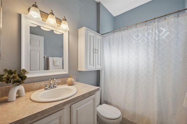 1623 Crossvine Ct, New Port Richey, FL 34655 - bathroom with vanity, toilet, and a shower with shower curtain