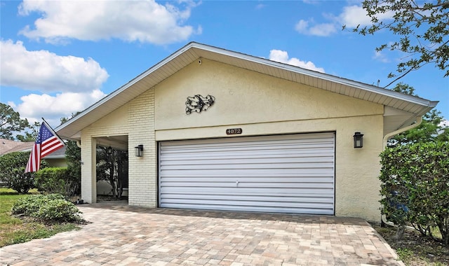 4072 Everett Ave, Spring Hill, FL 34609 - view of garage