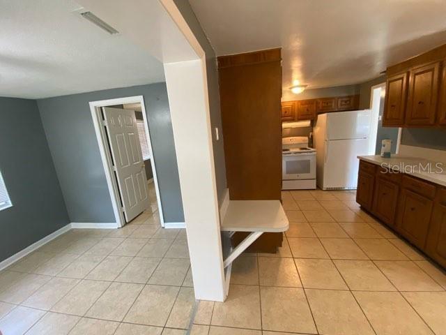300 Midwood Dr, Plant City, FL 33566 - photo 23
