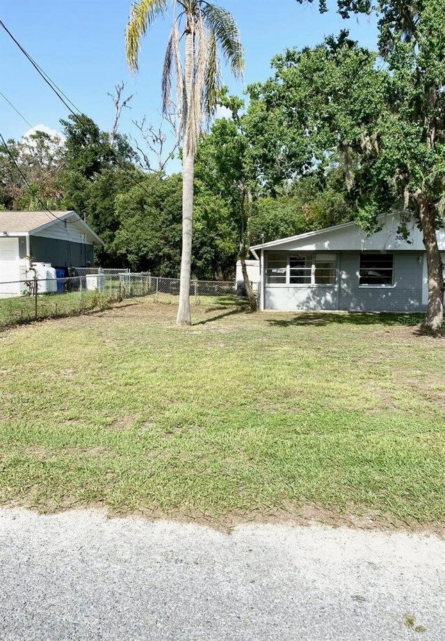 300 Midwood Dr, Plant City, FL 33566 - photo 36