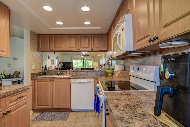 1934 Golfview Dr Unit 1934, Tarpon Springs, FL 34689 - photo 18