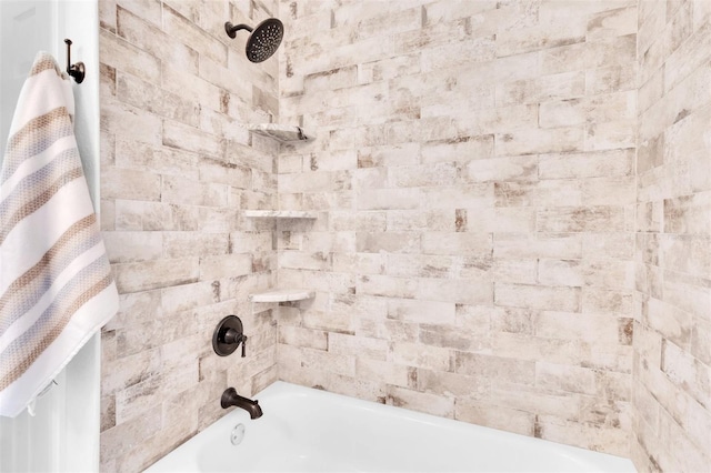 5440 Manatee Point Dr, New Port Richey, FL 34652 - full bath with shower / bath combination with curtain