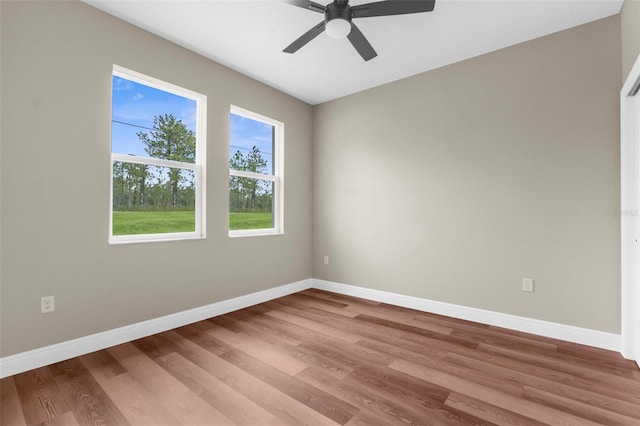 16123 Penn State Rd, Weeki Wachee, FL 34614 - photo 30
