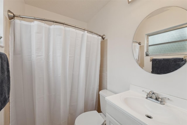 13001 Sawmill Way, Hudson, FL 34667 - full bathroom featuring vanity, toilet, a textured ceiling, and curtained shower