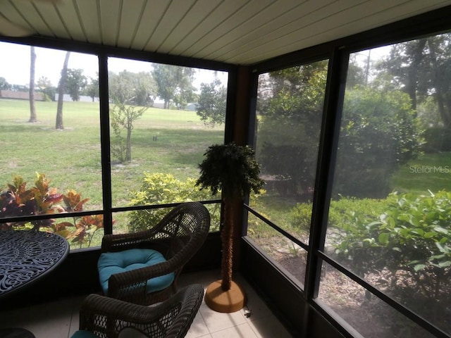 13010 Wedgewood Way Unit A, Hudson, FL 34667 - view of sunroom / solarium