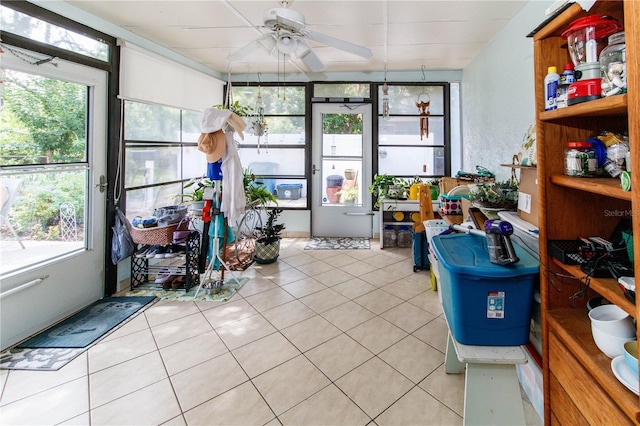 9630 Eldridge Rd, Spring Hill, FL 34608 - sunroom with a ceiling fan