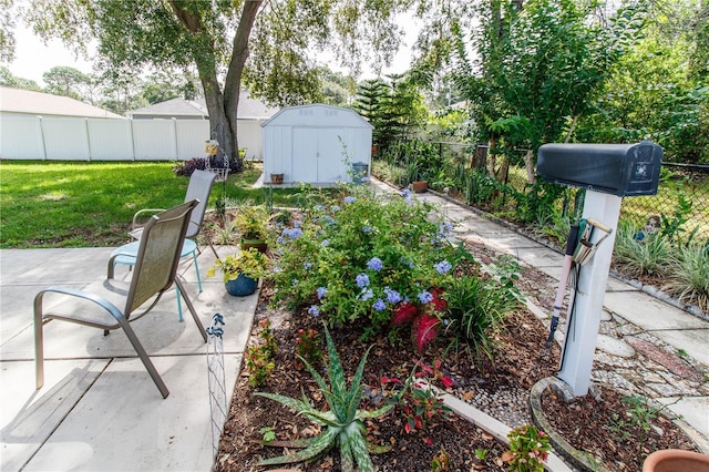 9630 Eldridge Rd, Spring Hill, FL 34608 - view of yard featuring a patio area