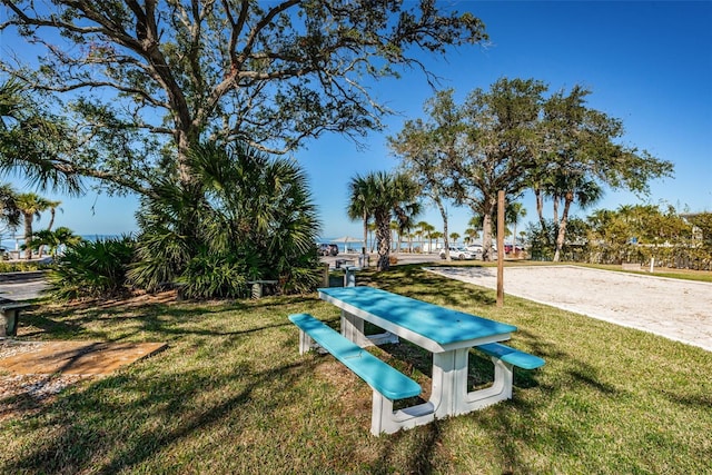 5032 Sand Castle Dr, New Port Richey, FL 34652 - view of home's community featuring a yard
