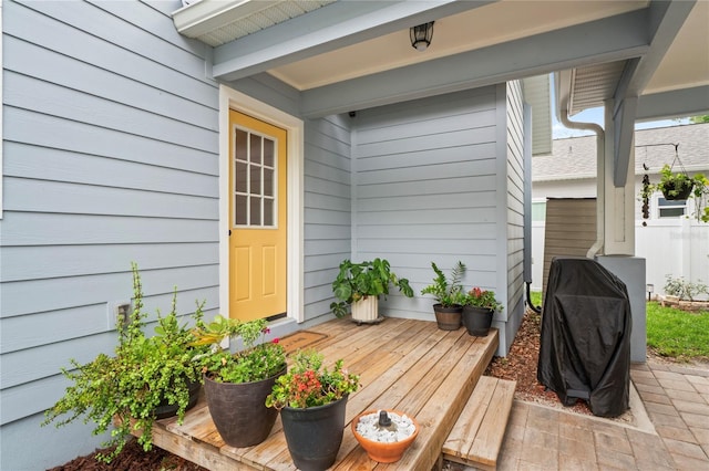 1601 E 98th Ave, Tampa, FL 33612 - deck with a grill