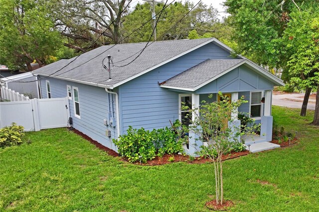 1601 E 98th Ave, Tampa, FL 33612 - view of front facade with roof with shingles