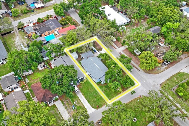 1601 E 98th Ave, Tampa, FL 33612 - aerial overview of property's location with property boundaries highlighted