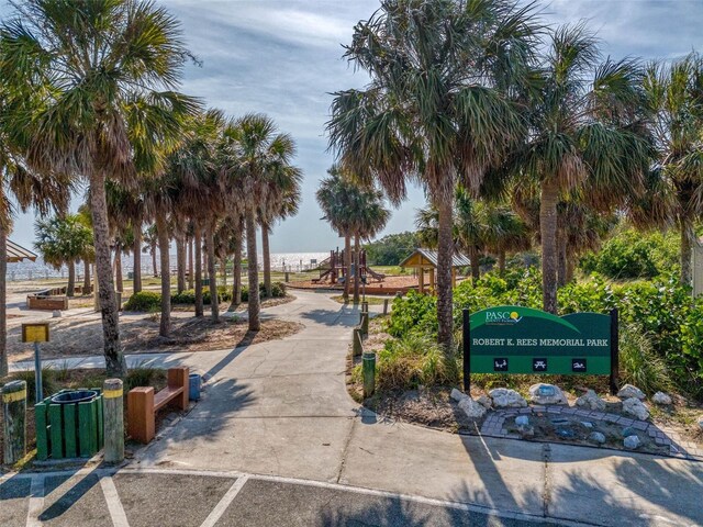 6836 Edgewater Dr, New Port Richey, FL 34652 - photo 27