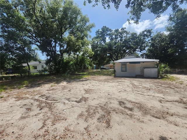 3415 N 51st St, Tampa, FL 33619 - view of yard