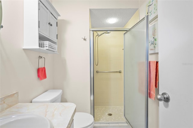 13009 Wedgewood Way Unit 63-D, Hudson, FL 34667 - bathroom with a shower stall and vanity