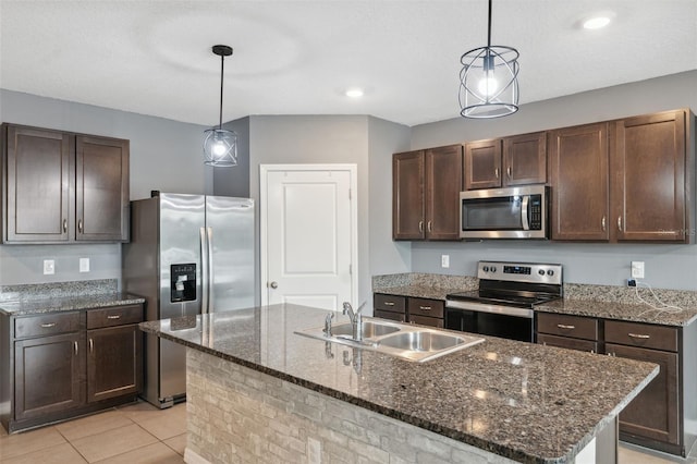 8938 Bower Bass Cir, Wesley Chapel, FL 33545 - photo 15