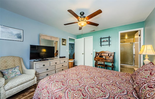 3841 Lanyard Ct Unit B, New Port Richey, FL 34652 - bedroom featuring a ceiling fan and connected bathroom