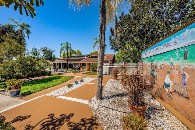 3841 Lanyard Ct Unit B, New Port Richey, FL 34652 - view of community