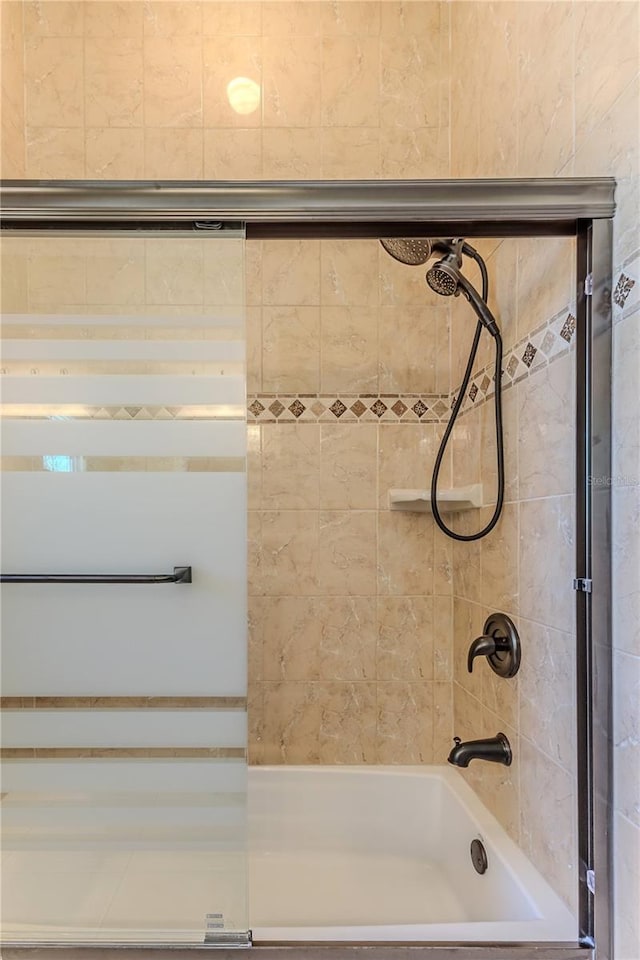 13772 Dunwoody Dr, Spring Hill, FL 34609 - full bathroom with bathing tub / shower combination