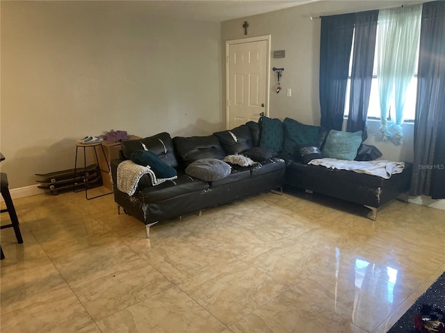 203 Pine Violet Ct Unit 202, Tampa, FL 33612 - view of living room