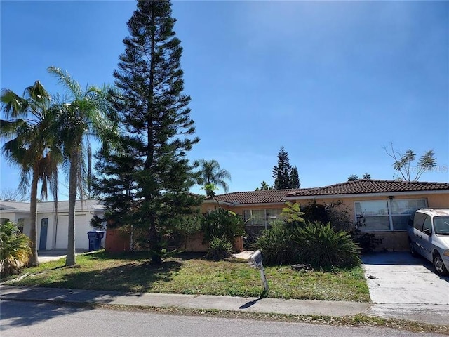 3206 Pinon Dr, Holiday, FL 34691 - photo 1