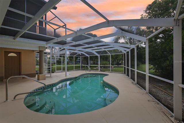 4052 Marine Pkwy, New Port Richey, FL 34652 - swimming pool featuring a patio area and a lanai