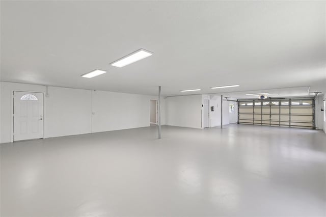 4052 Marine Pkwy, New Port Richey, FL 34652 - view of garage