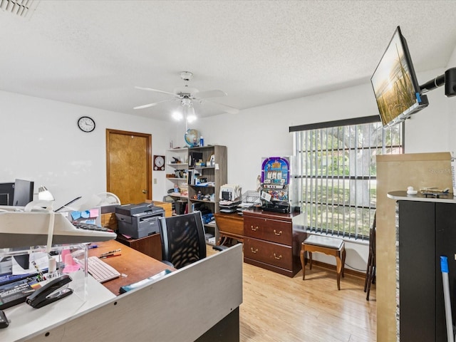 2404 Knoll Dr, Spring Hill, FL 34608 - photo 29