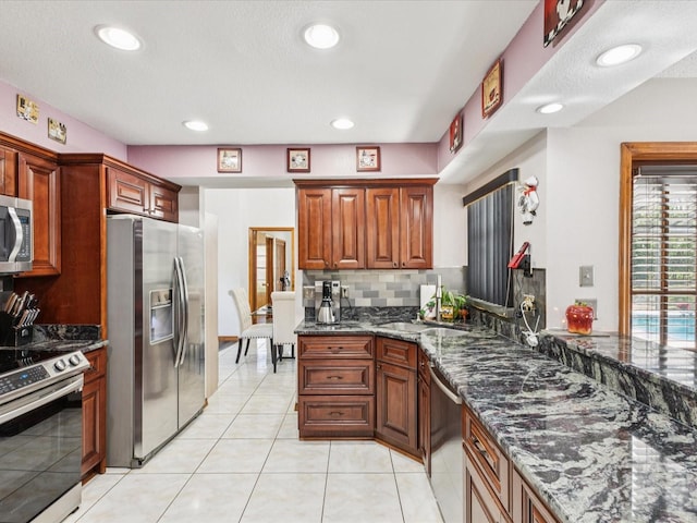 2404 Knoll Dr, Spring Hill, FL 34608 - photo 15