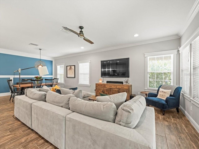 6130 Colmar Pl, Apollo Beach, FL 33572 - living room featuring a ceiling fan, ornamental molding, wood finished floors, and recessed lighting