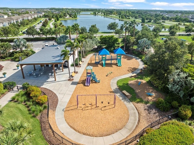 6130 Colmar Pl, Apollo Beach, FL 33572 - drone / aerial view of a large body of water