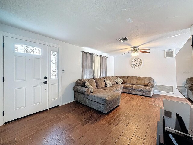 10029 Freestone Ln, Port Richey, FL 34668 - photo 15