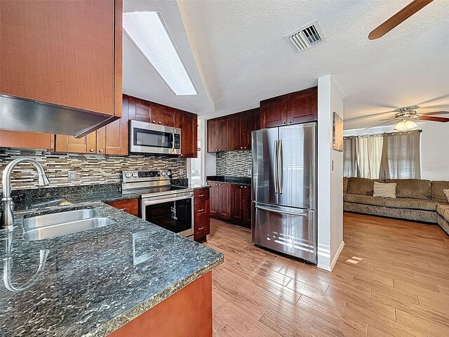 10029 Freestone Ln, Port Richey, FL 34668 - photo 29