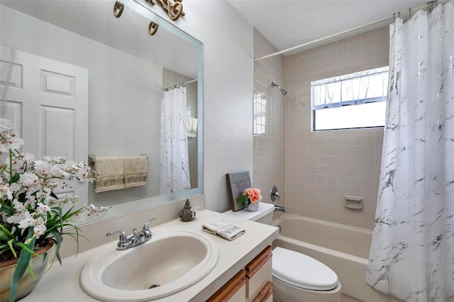 2048 Ground Squirrel Dr, New Port Richey, FL 34655 - full bath with vanity and shower / tub combo with curtain