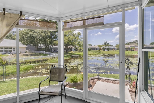 7701 Anaheim Ave, New Port Richey, FL 34655 - sunroom with a water view