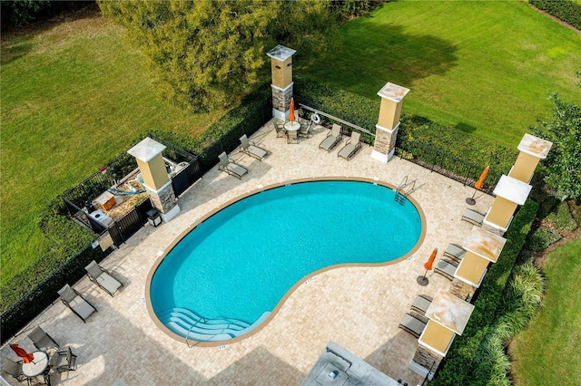 20820 Amanda Oak Ct, Land O Lakes, FL 34638 - community pool with a patio and a lawn