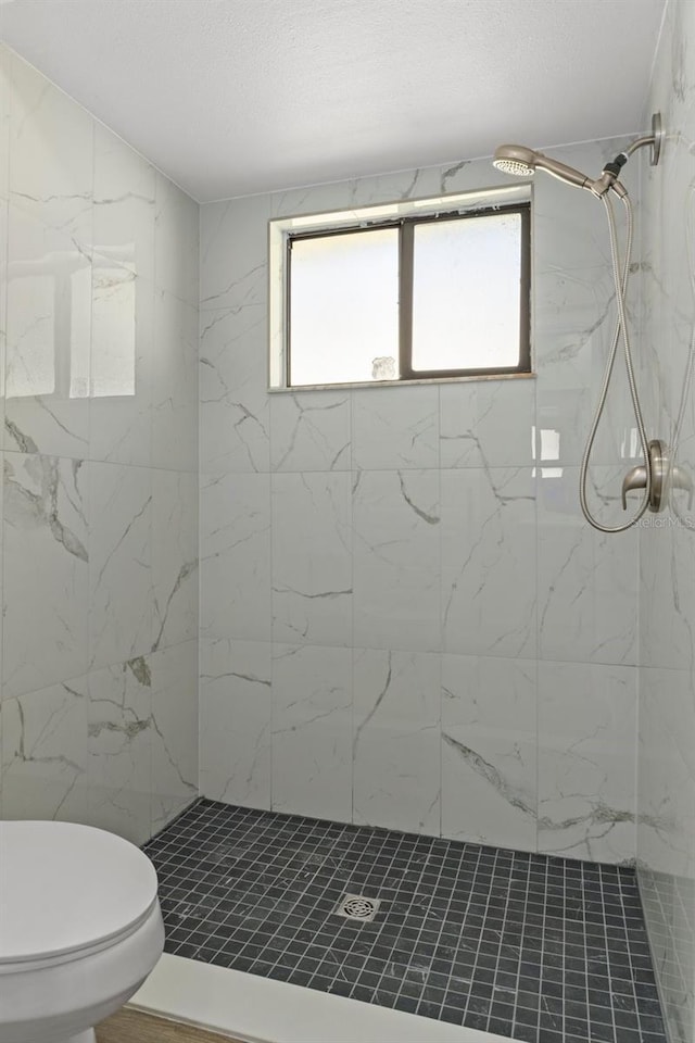 2152 Danforth Rd, Spring Hill, FL 34608 - full bath with a marble finish shower and toilet