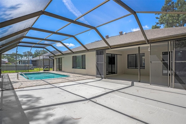 2152 Danforth Rd, Spring Hill, FL 34608 - view of swimming pool with a patio area and glass enclosure