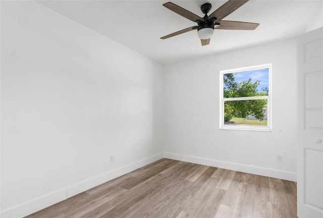 7192 Catalina St, Spring Hill, FL 34606 - spare room featuring light wood-style floors and a ceiling fan