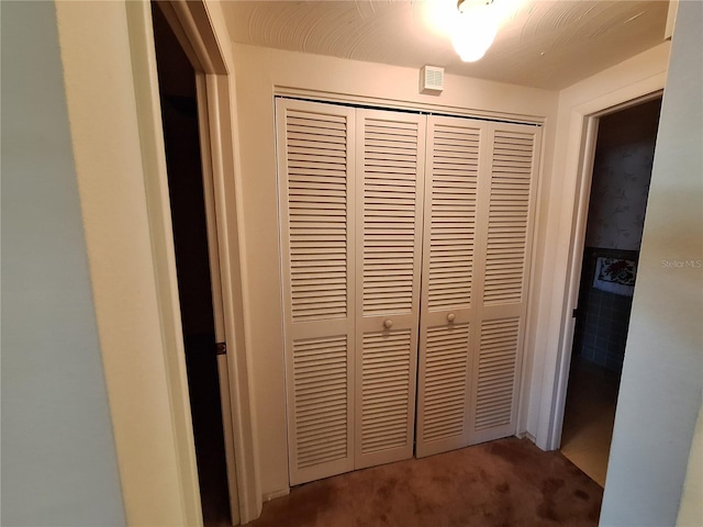 4420 Sawgrass Blvd, New Port Richey, FL 34653 - detailed view of carpet floors