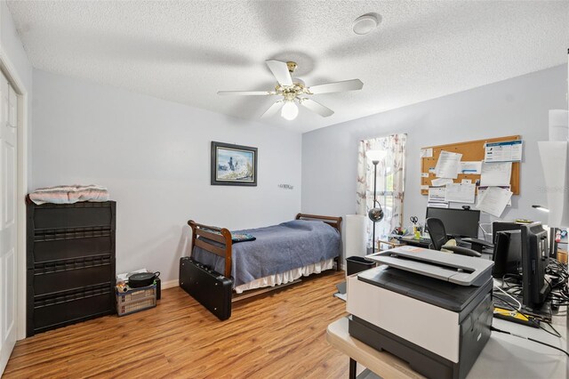 12295 Clarendon Ct, Spring Hill, FL 34609 - photo 23