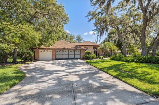 12295 Clarendon Ct, Spring Hill, FL 34609 - photo 43